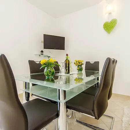 Ive Apartamento Trogir
