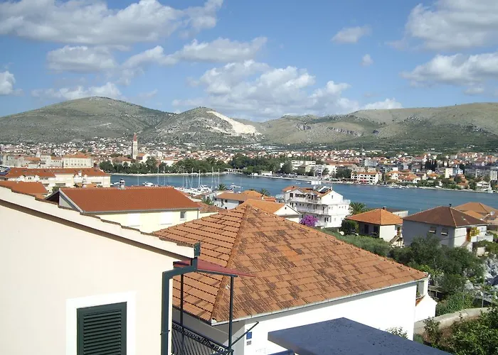 Ive Appartement Trogir