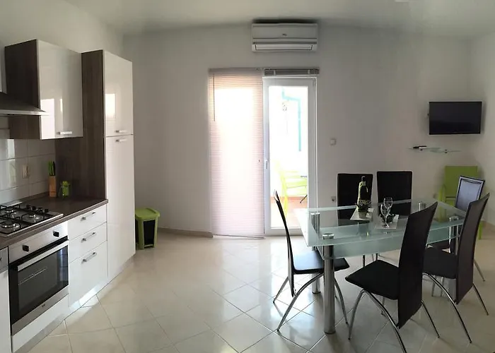 Ive Apartment Trogir